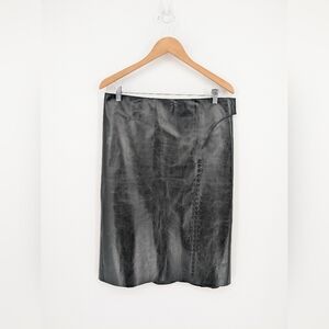 Gucci NWOT Authentic Black Genuine Leather Pencil Skirt Women’s Size 44 Italy